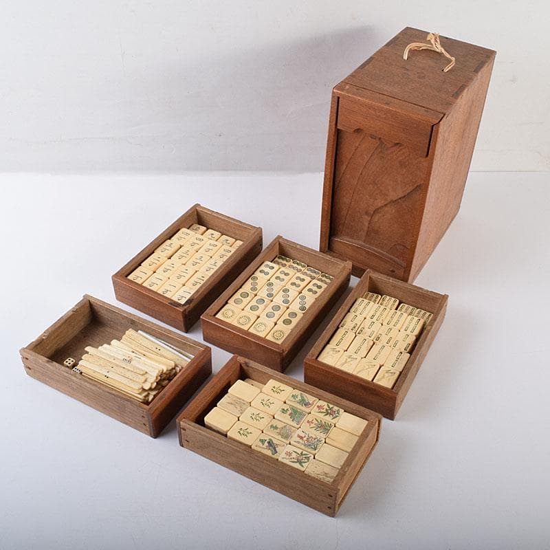 中国　竹嵌　骨牌　背竹牌　麻雀牌　木箱付　V　8014