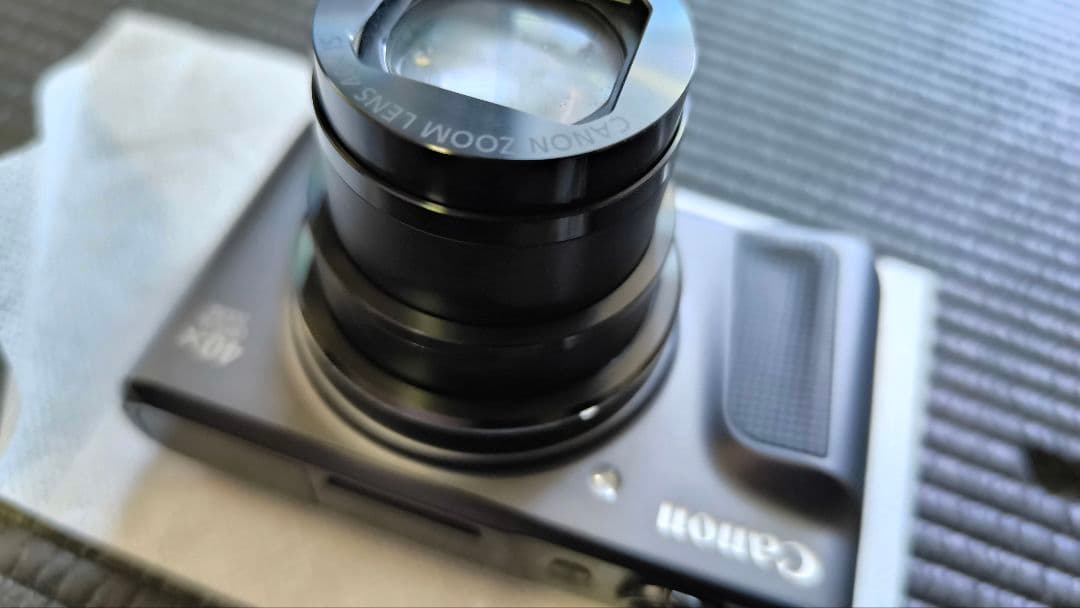 【新古品】キヤノン PowerShot SX720 HS ブラック