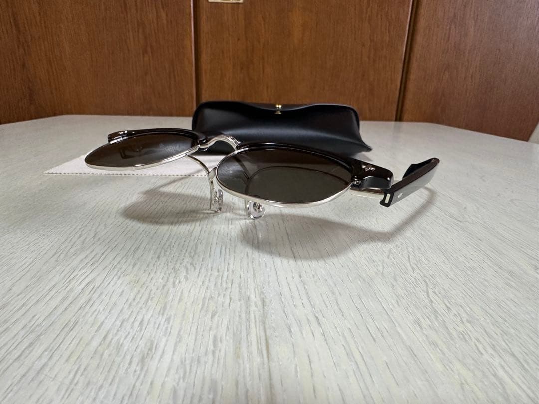 新品！FOREMOST サングラス フリップアップ　シルバー　鯖江