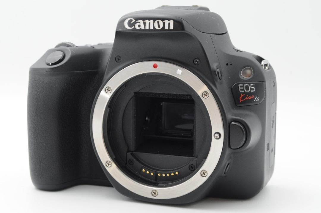 ☆新品級☆新生活応援☆ Canon EOS Kiss x9 ダブルレンズ