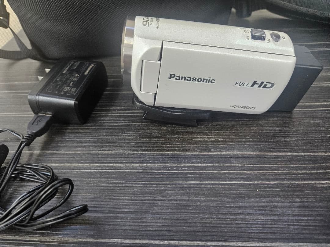 美品 Panasonic HC-V480MS HDビデオカメラ ホワイト