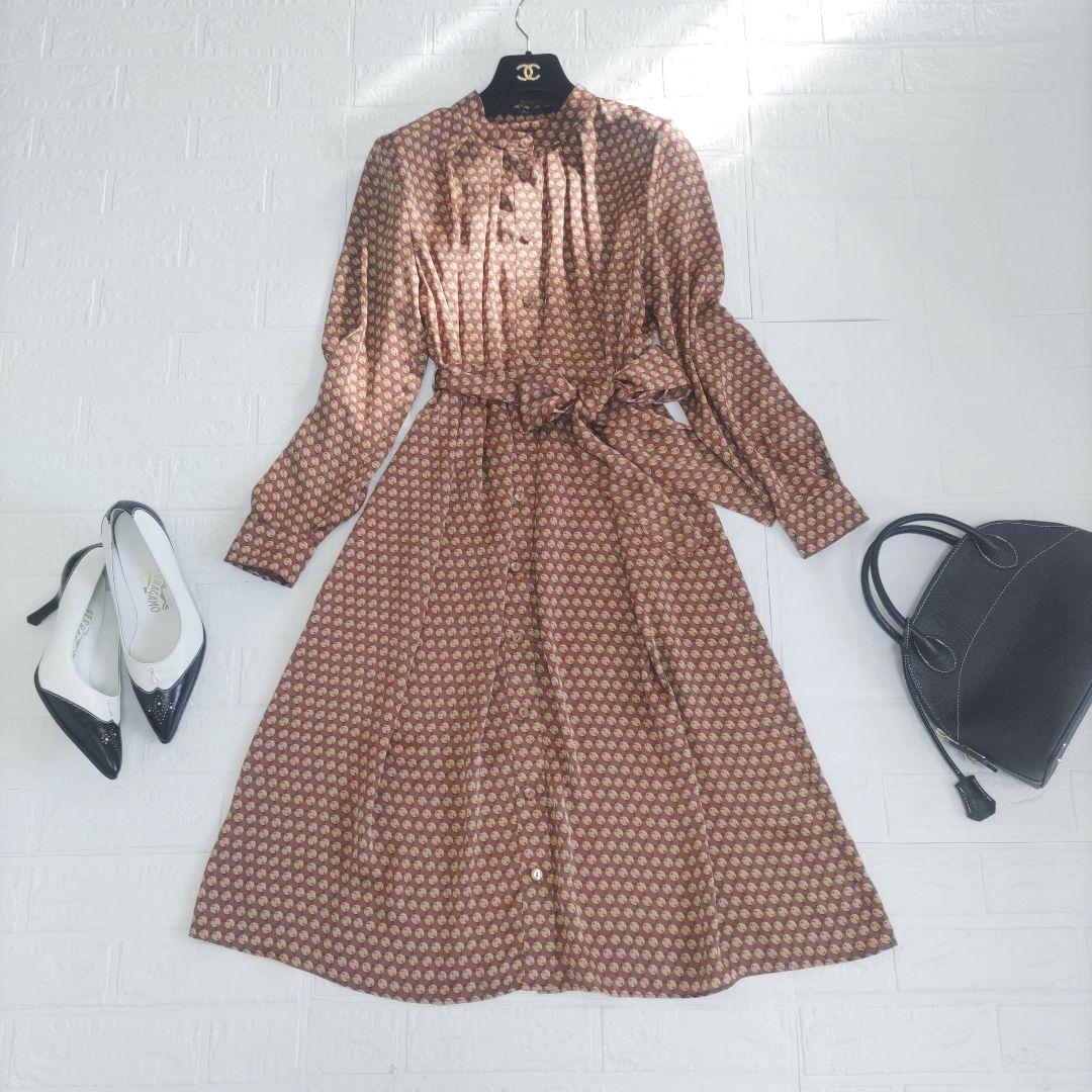 専用✨美品✨Aquascutum　アクアスキュータム　メタルプリント ワンピース