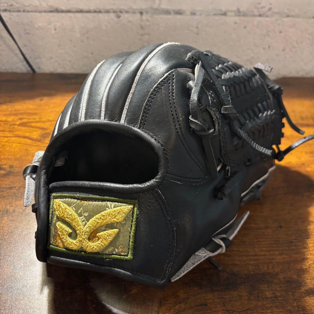 【最終値下げ】新品Glom グロム 軟式用グラブ 内野手用