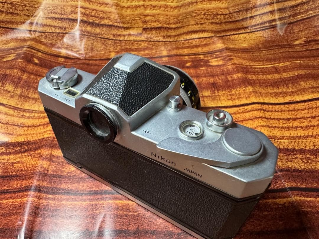 フィルムカメラ Nikon Nikomat FT + Nikkor-H AUTO 50mm