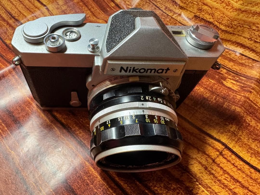 フィルムカメラ Nikon Nikomat FT + Nikkor-H AUTO 50mm
