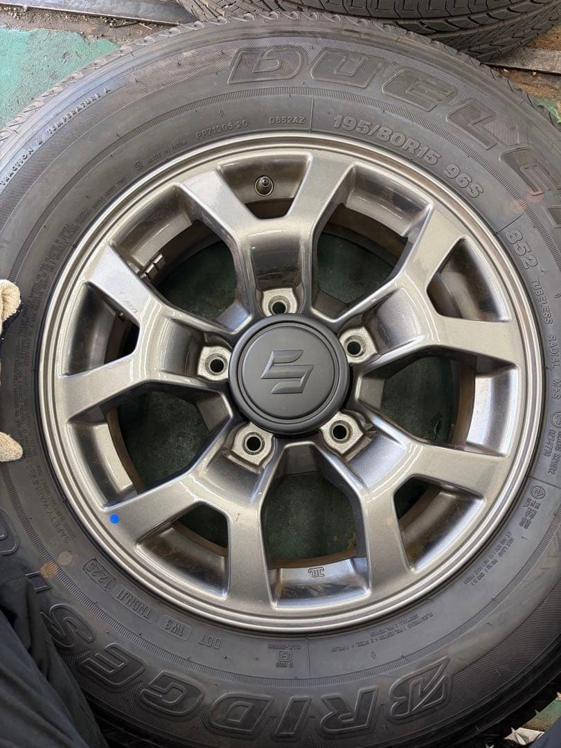 195/80R15 タイヤ・ホイールセット　ジムニー　シエラ　ノマド