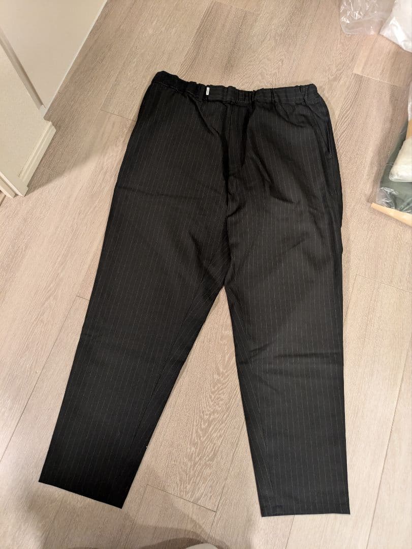 グラフペーパー　ストライプ　イージーパンツ