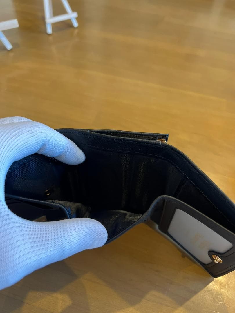 Vivien Westwood 黒レザー名刺入れ（３つ折り×がま口）