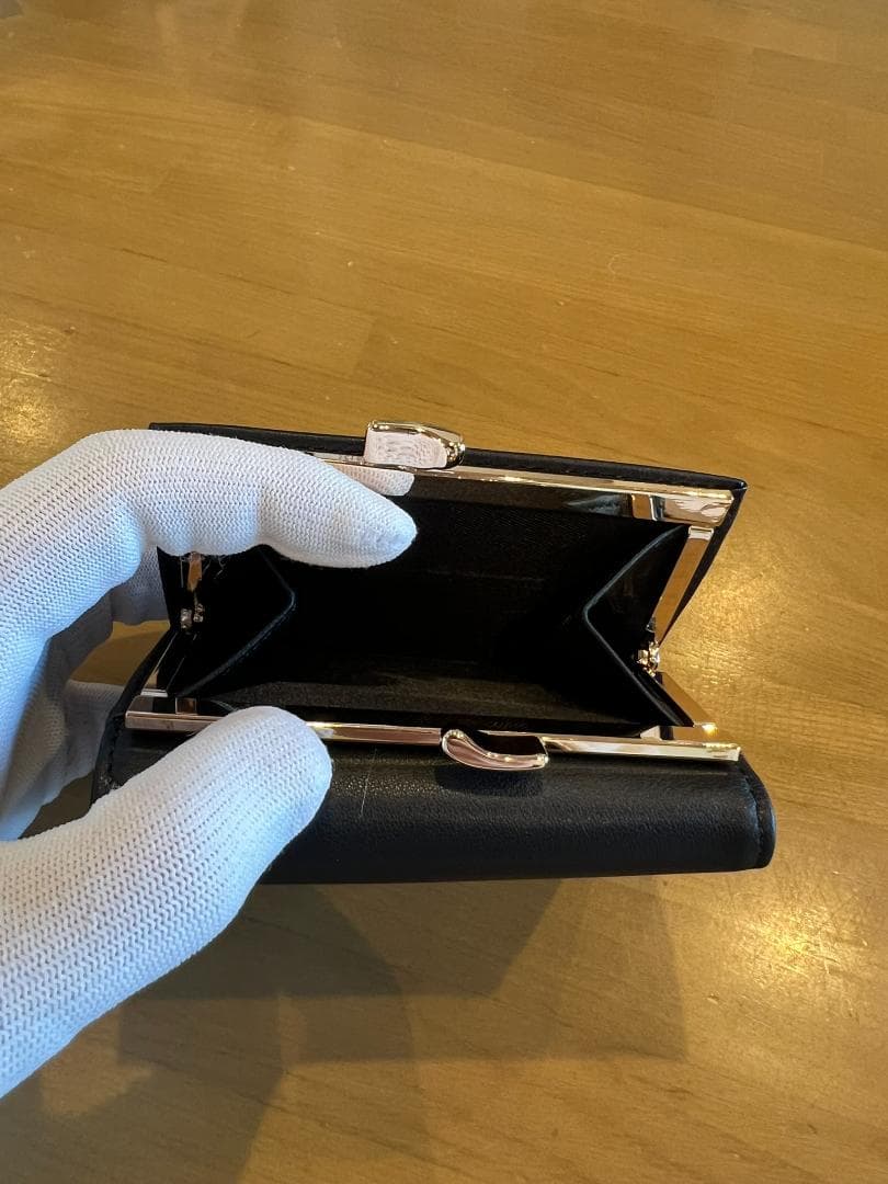 Vivien Westwood 黒レザー名刺入れ（３つ折り×がま口）
