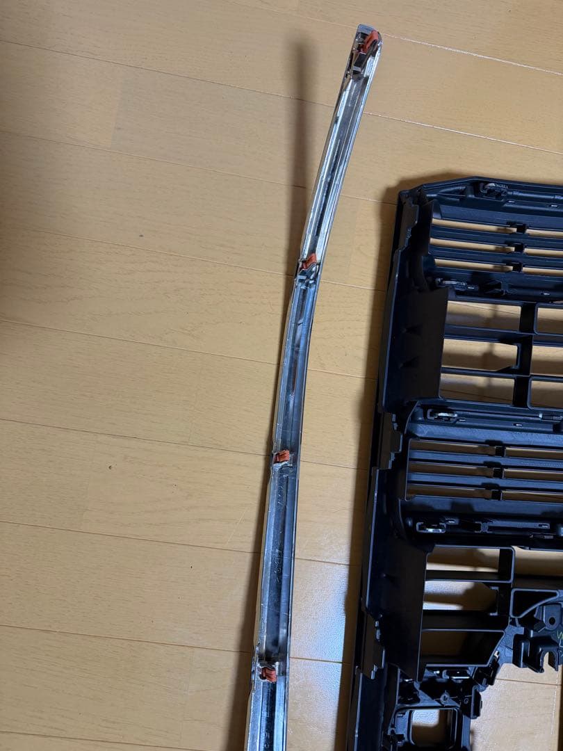 150プラド後期　純正フロントグリル