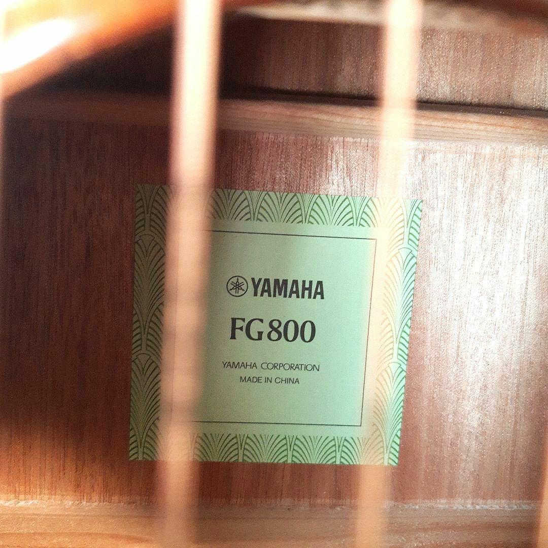 【希少色・美品！】 YAMAHA FG800 ハードケース付き