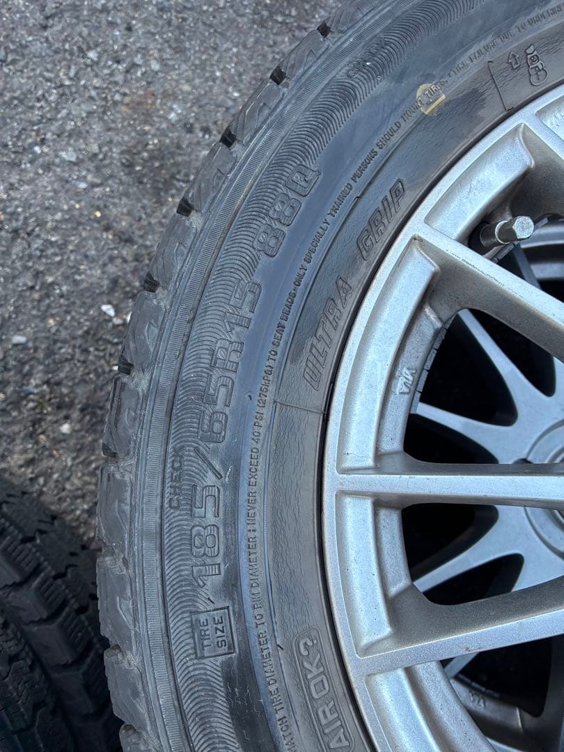 185/65R15スタッドレスタイヤアルミセット