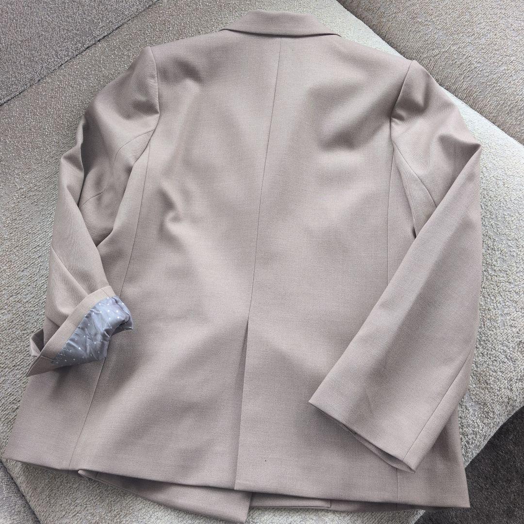 専用　2点アプワイザーリッシェ　ピン付きテーラードジャケット　ベージュグレー