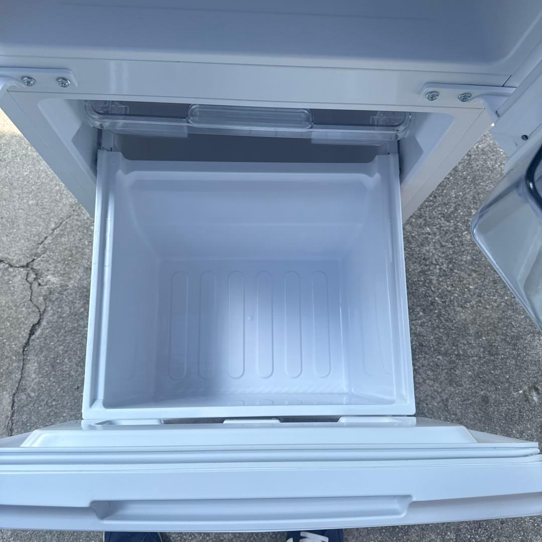 SHARP 一人暮らし冷蔵庫 SJ-D15J-W 152L 2023年製