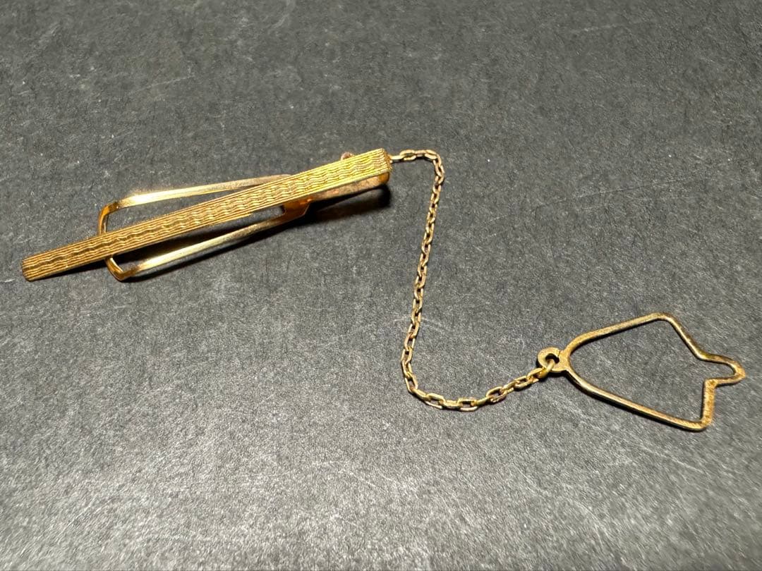 ぴ*の様 K18 刻印 タイピン チェーン付き / 不用品 現状渡し