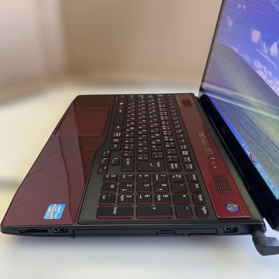 ☆格安WinXP☆富士通15.6インチ大画面第3世代i7PC☆長時間バッテリー付