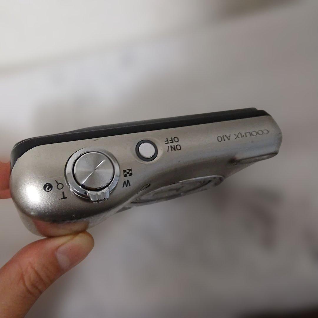 Nikon COOLPIX A100 ニコン コンパクトデジタルカメラ