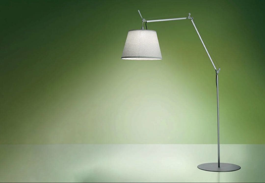 アルテミデ トロメロ Mega Terra Floor Light お値下げ不可