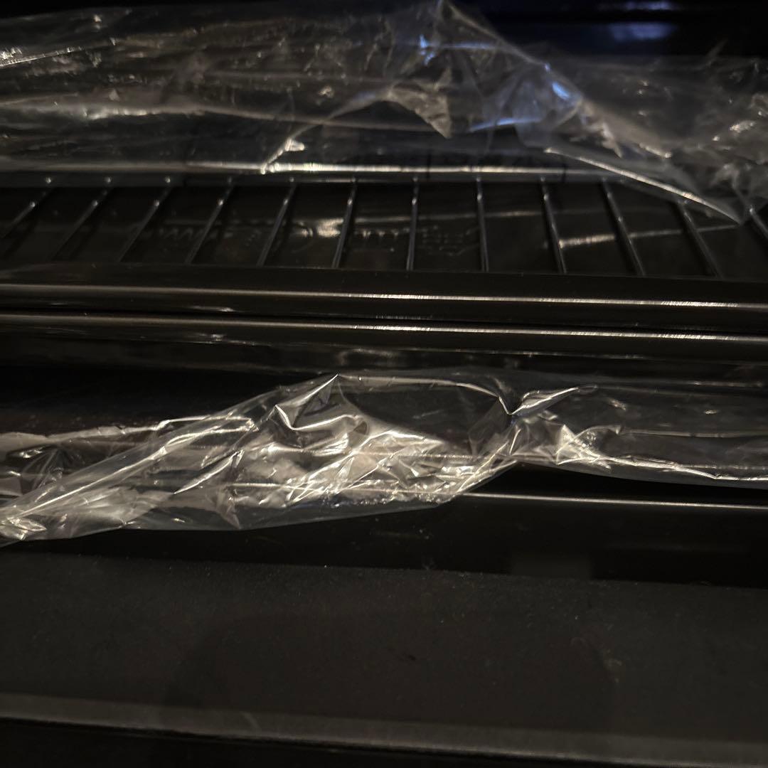 HITACHI オーブンレンジ ブラック２０２３年製　角皿２枚未使用　網未使用