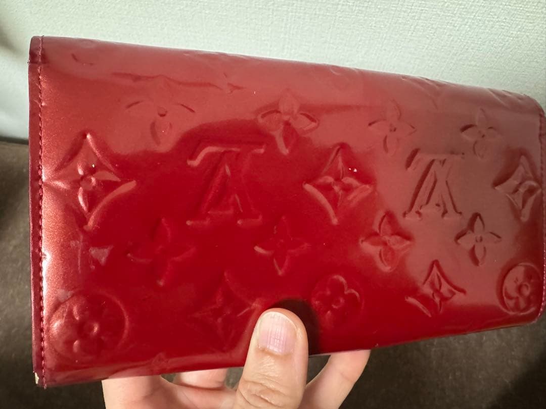 LOUIS VUITTON レッド 長財布 保存袋付き