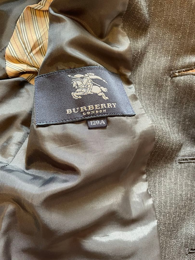 バーバリー　120 高級フォーマルスーツセット　ネクタイ　入学式　七五三　卒園式