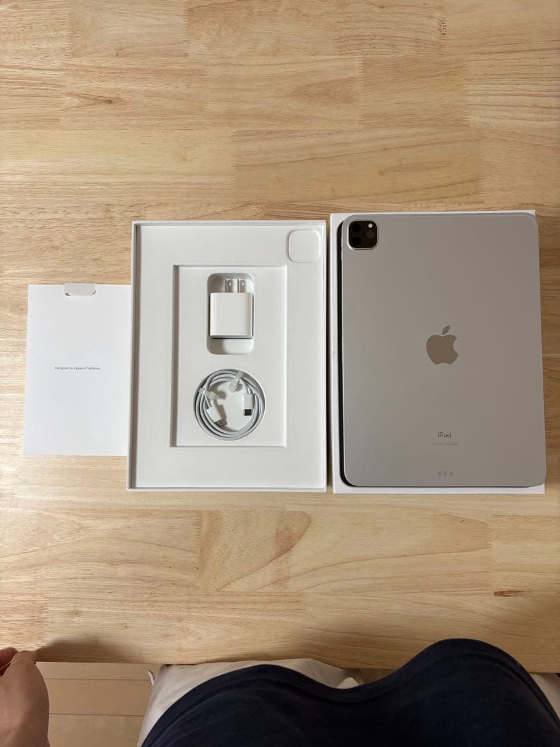 iPad Pro 11インチ第3世代　おまけ付き