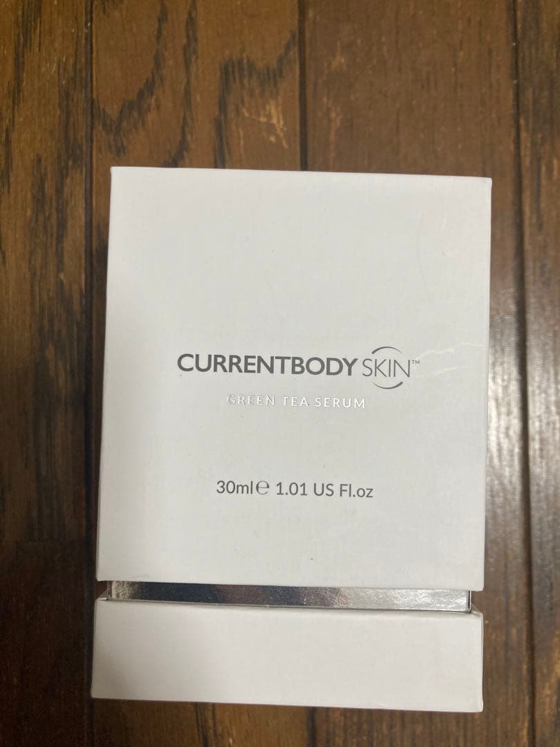 【新品】CurrentBody Skin グリーンティーセラム 30ml 2個
