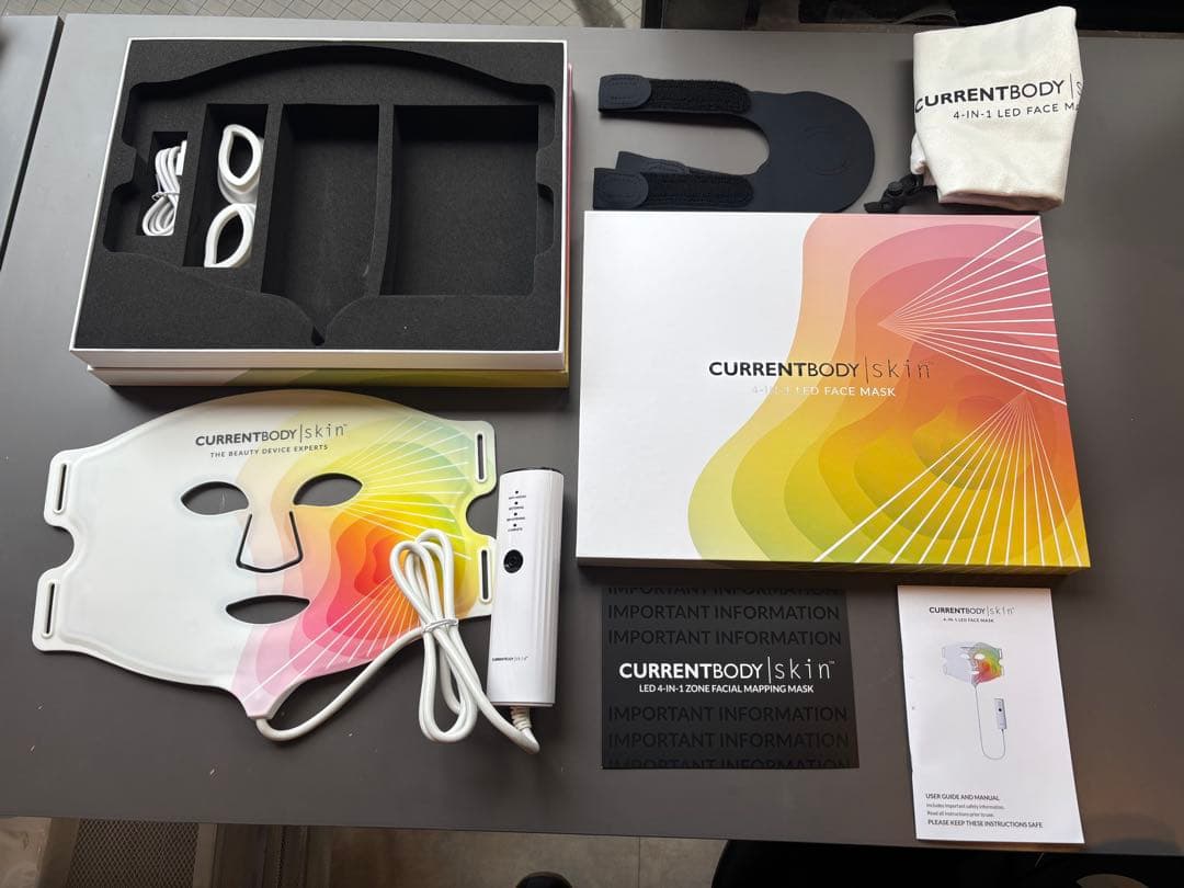 【未使用Currentbody Skin LED 4イン1 マスク＋マスク5枚
