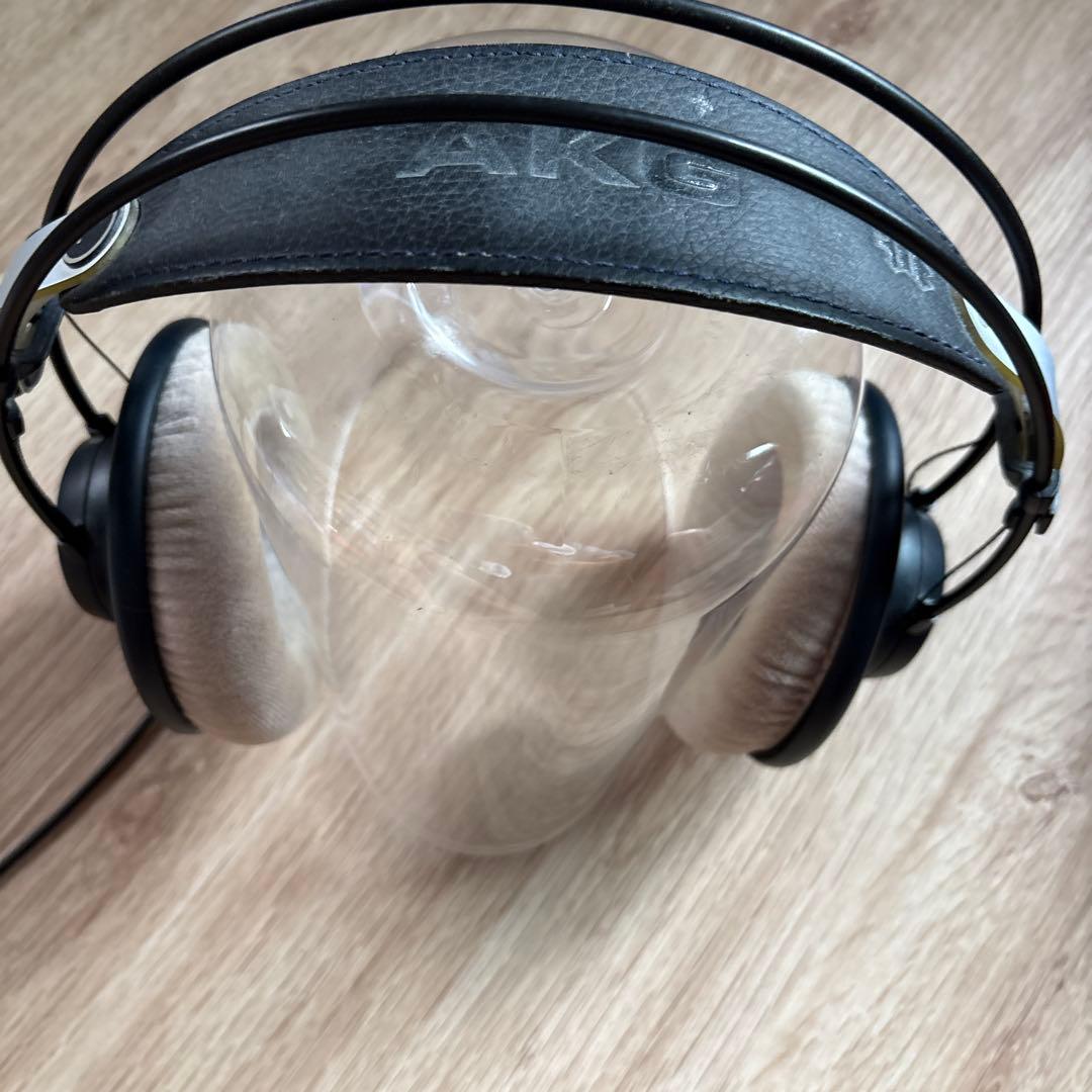 AKG K702 オープンバックヘッドフォン 中古