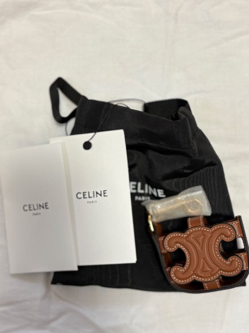 セリーヌ　AirPods Case トリオンフ