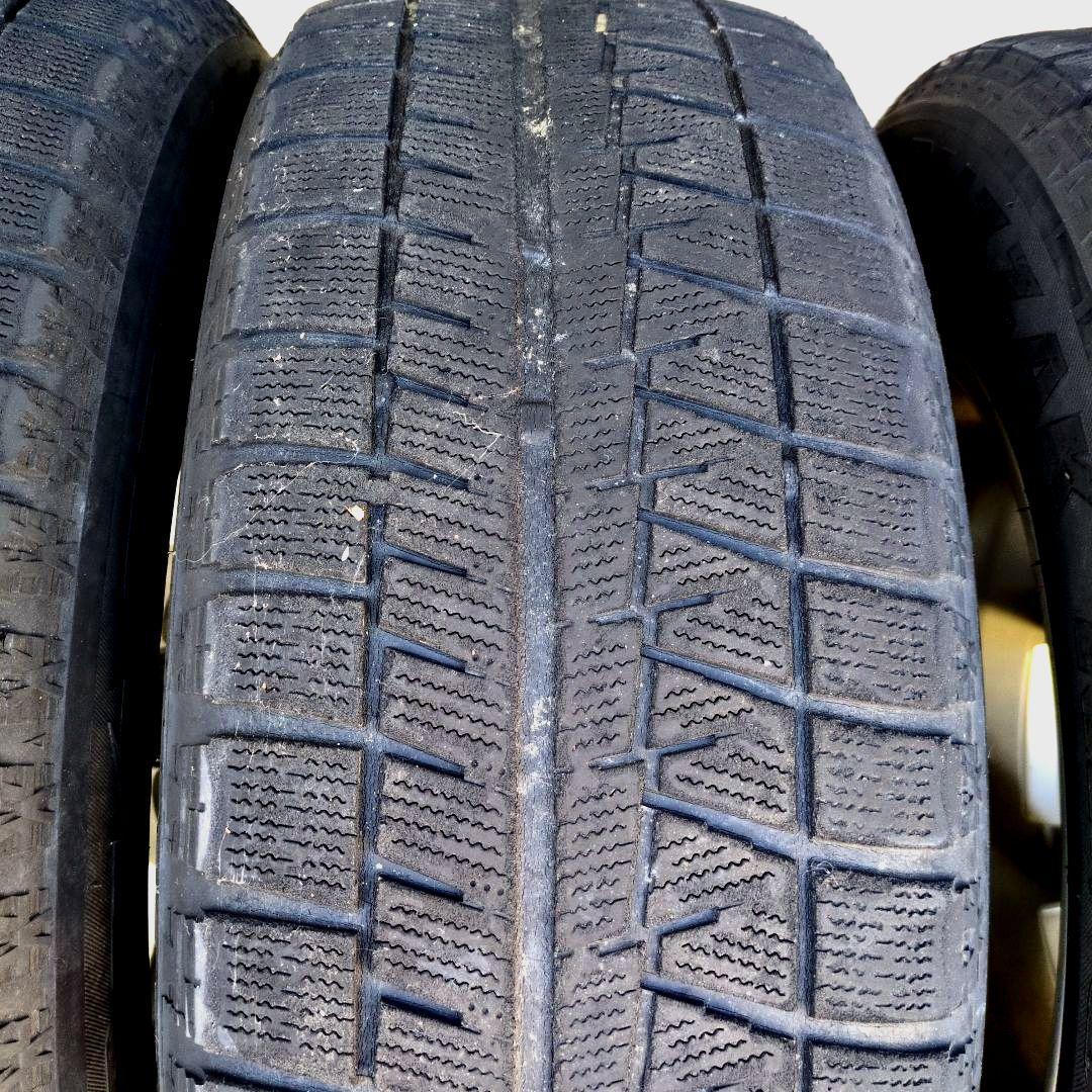 スタッドレスタイヤ BLIZZAK 225/60R16 ホイールセット