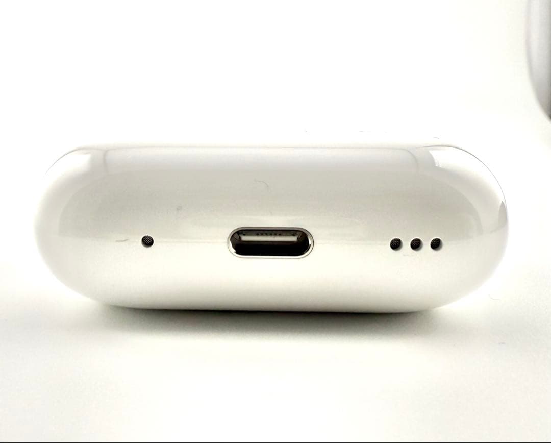【新品未使用】 Apple AirPods Pro 2 (USB-C)