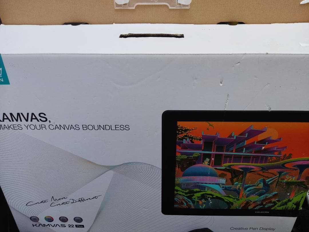 HUION KAMVAS 22 Plus　使用2回のみ・美品