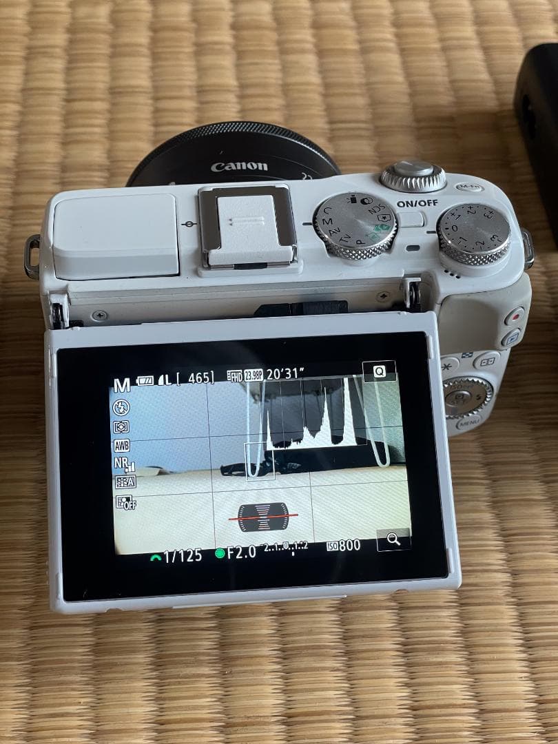 Canon EOS M3 ホワイト｜レンズ2本｜EF-EOS M アダプター