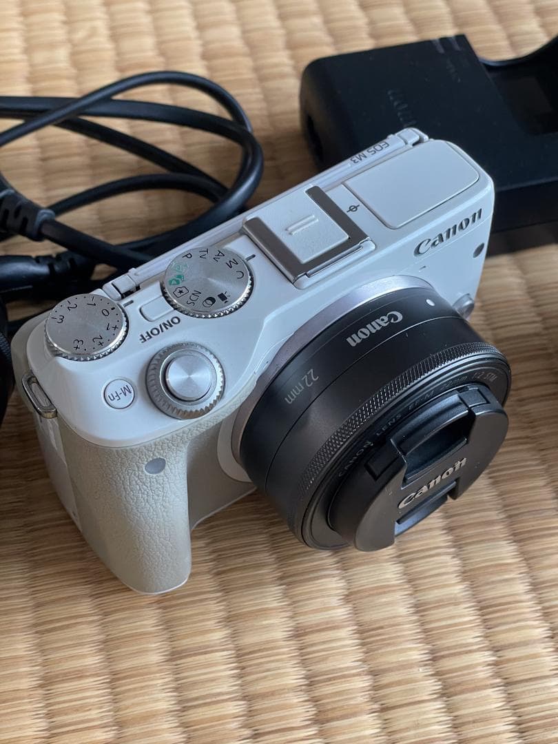 Canon EOS M3 ホワイト｜レンズ2本｜EF-EOS M アダプター