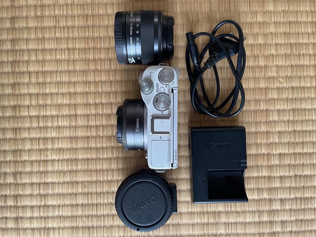 Canon EOS M3 ホワイト｜レンズ2本｜EF-EOS M アダプター