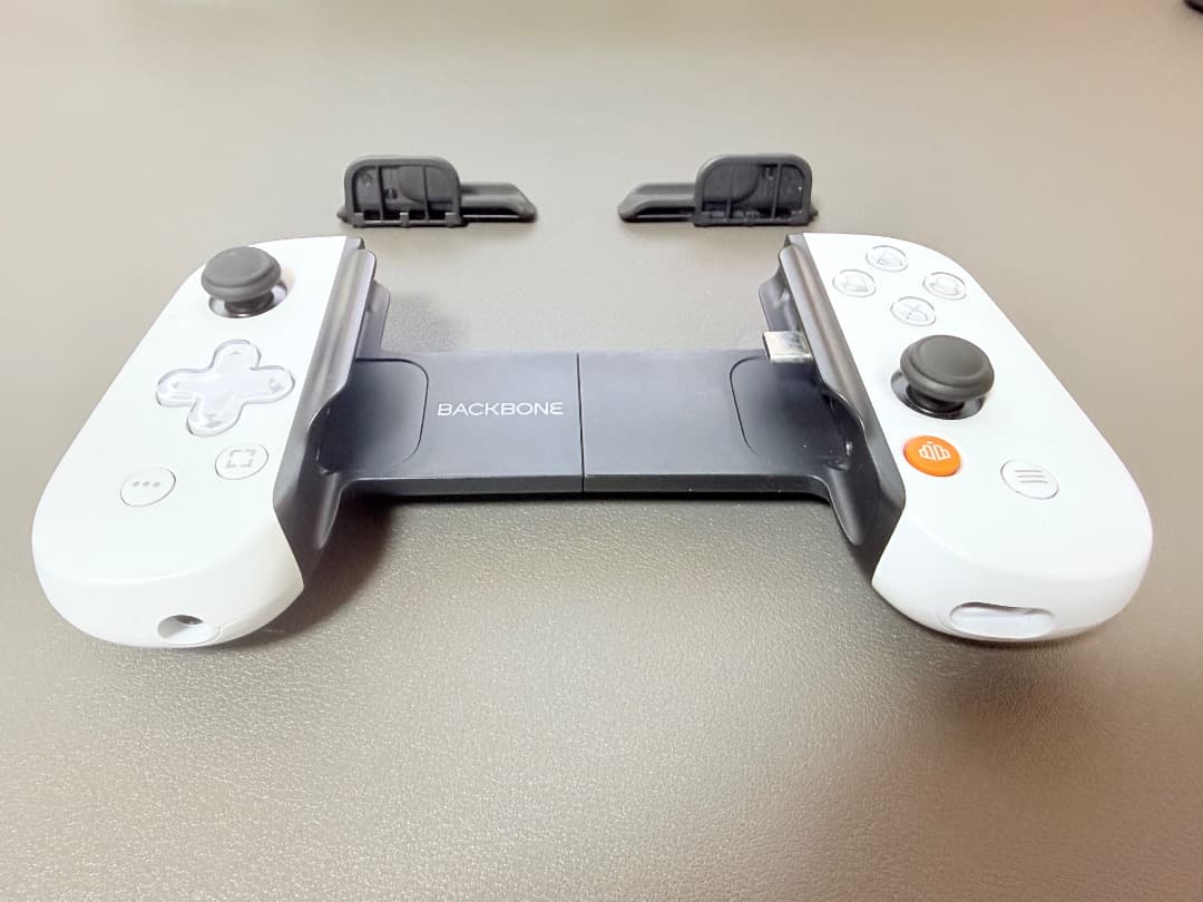 BACKBONE One PS 第2世代 USB-C (箱無し)＋ケース