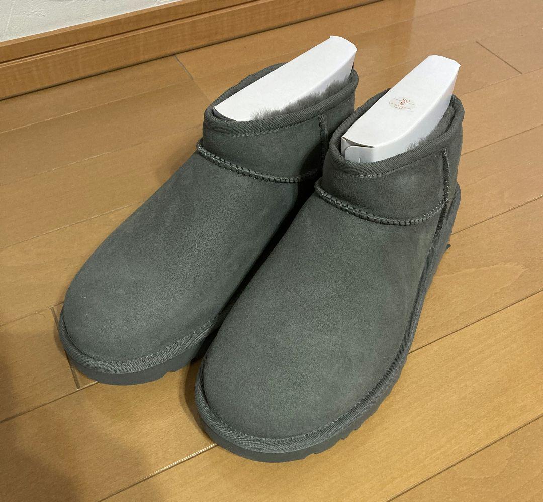 【発送目安1週間〜10日程】UGG　アグ　ムートンブーツ　ウルトラミニ