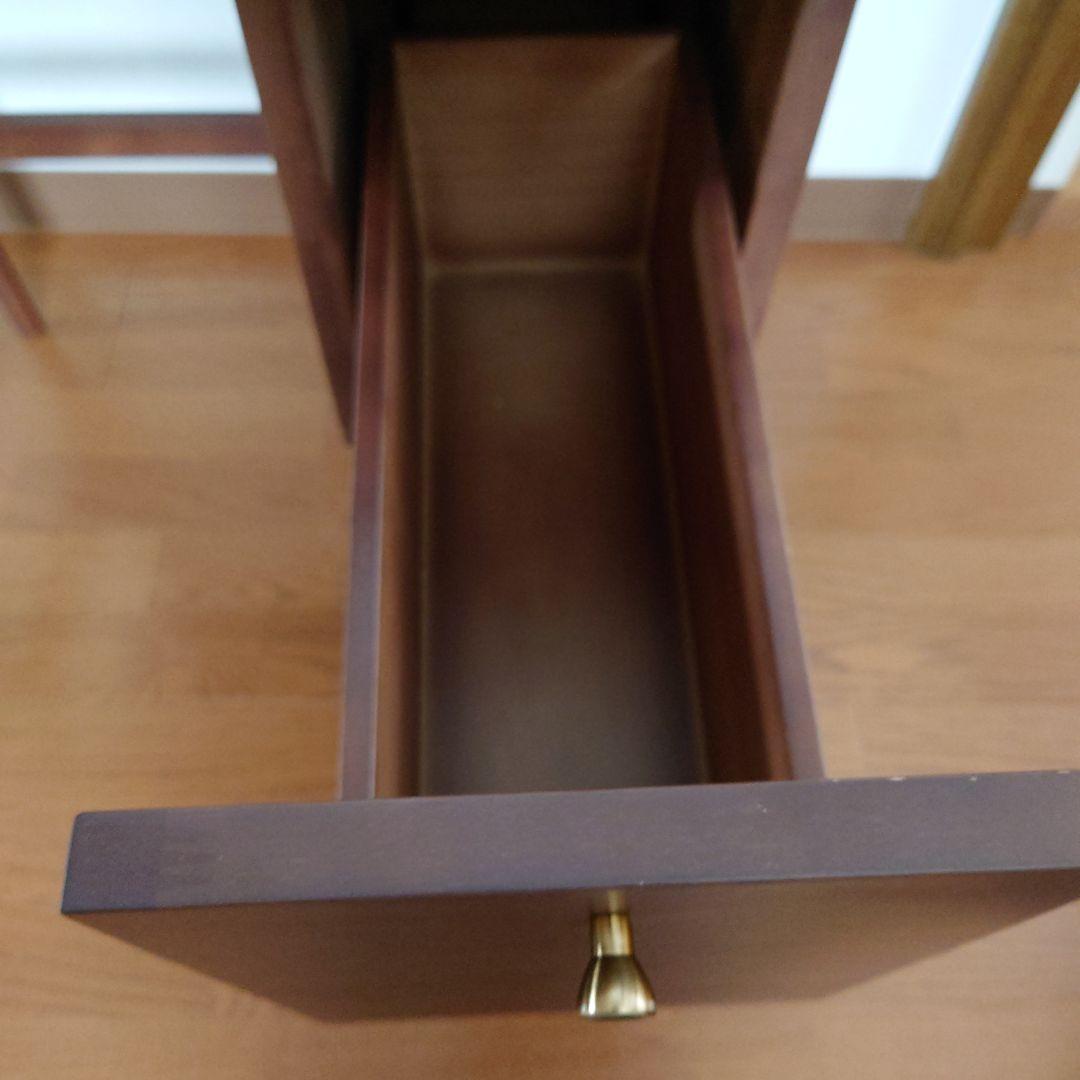 『emoエモ』ドレッサー