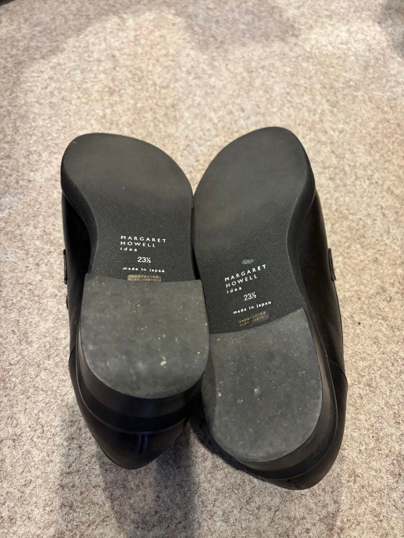 MARGARET HOWELL 黒 レザー ペニーローファー