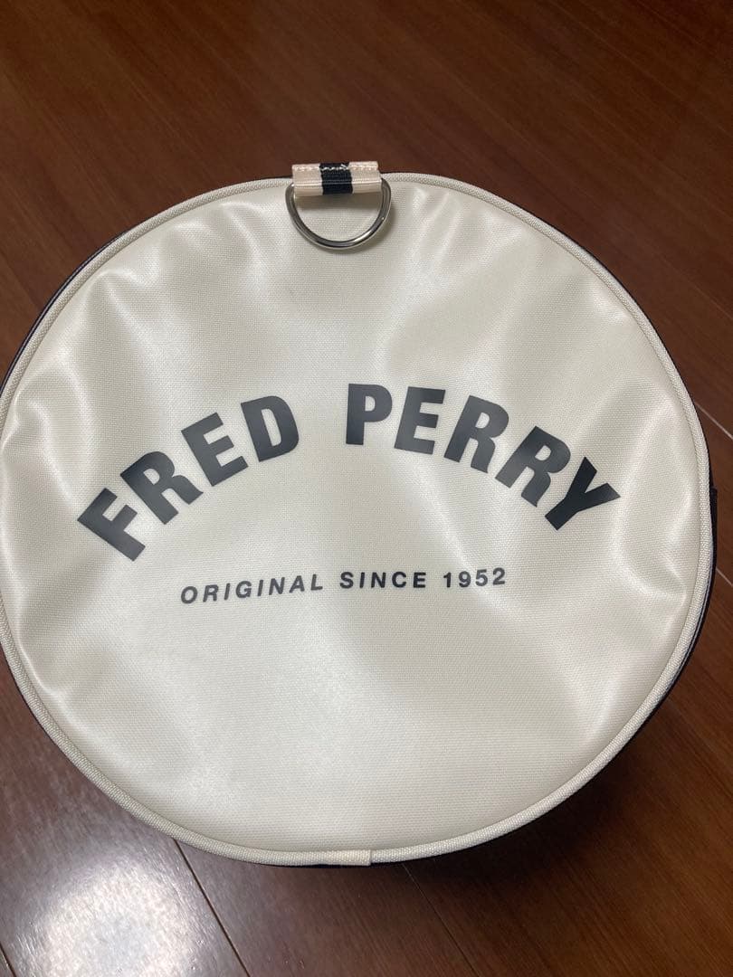 FRED PERRY フレッドペリー ボストンバッグ ドラムバック ブラック