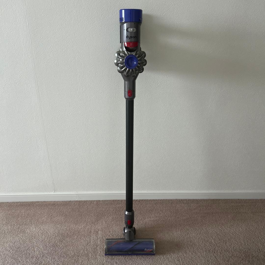 ダイソン V7 SV11 コードレスクリーナー一式　ダイレクトドライブ