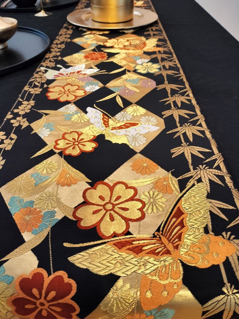 ルブの森★　A619★逸品‼️高級全通帯‼️ひな祭り‼️テーブルランナー