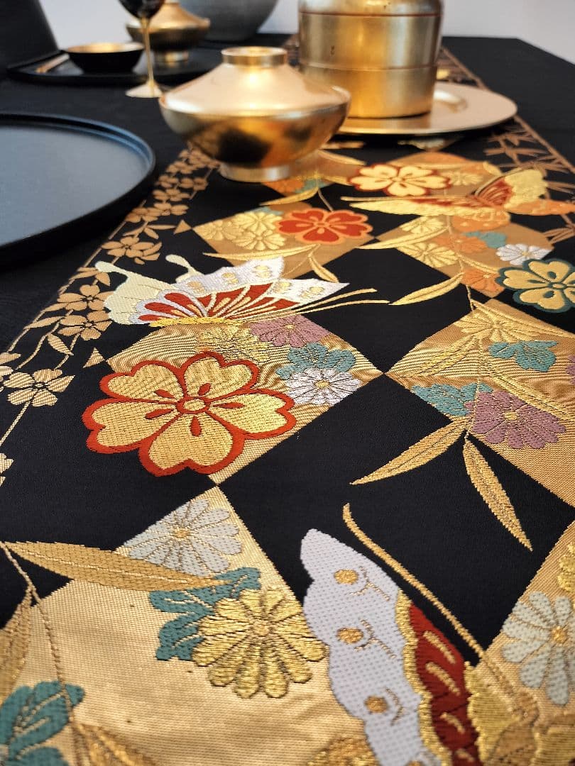 ルブの森★　A619★逸品‼️高級全通帯‼️ひな祭り‼️テーブルランナー