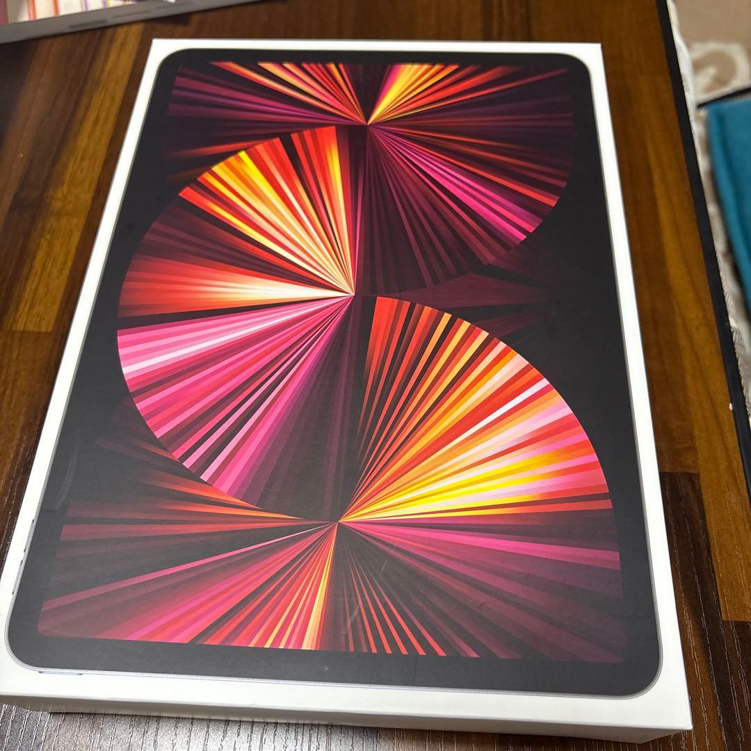 iPadPro 11インチ 第三世代 WiFiモデル128GB