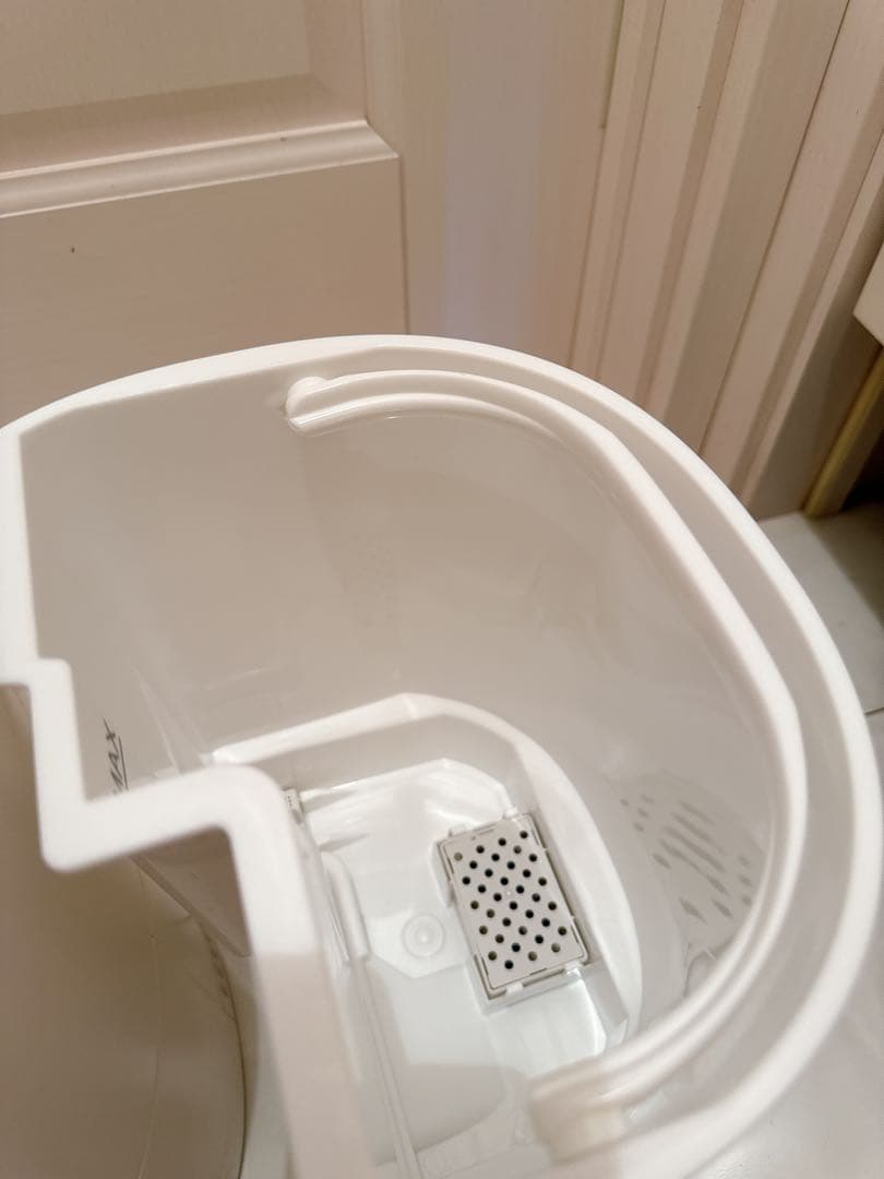 【美品】2025年製 アイリスオーヤマ 加湿器 AHM-HU55A-W ホワイト