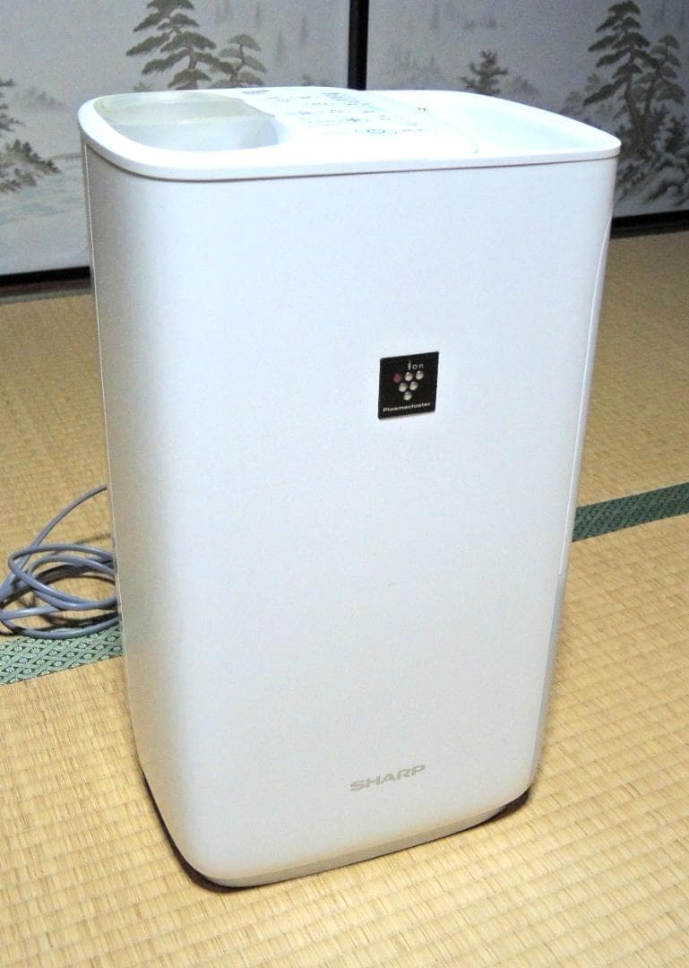 SHARP 加熱気化式加湿器 HV-R55-W・プラズマクラスター7000付
