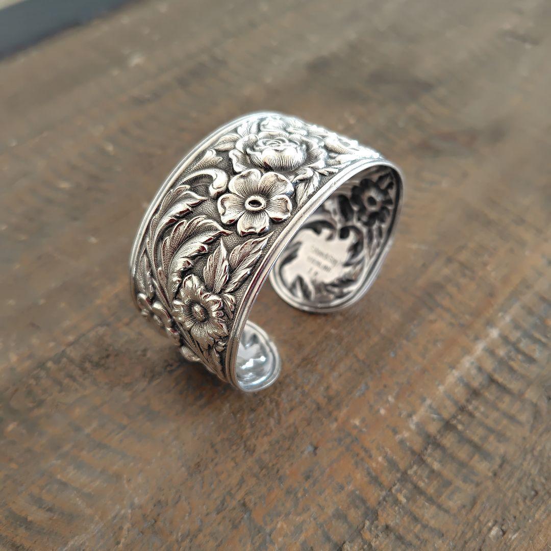 ヴィンテージ S Kirk & Son シルバー ワイド リポウズ バングル