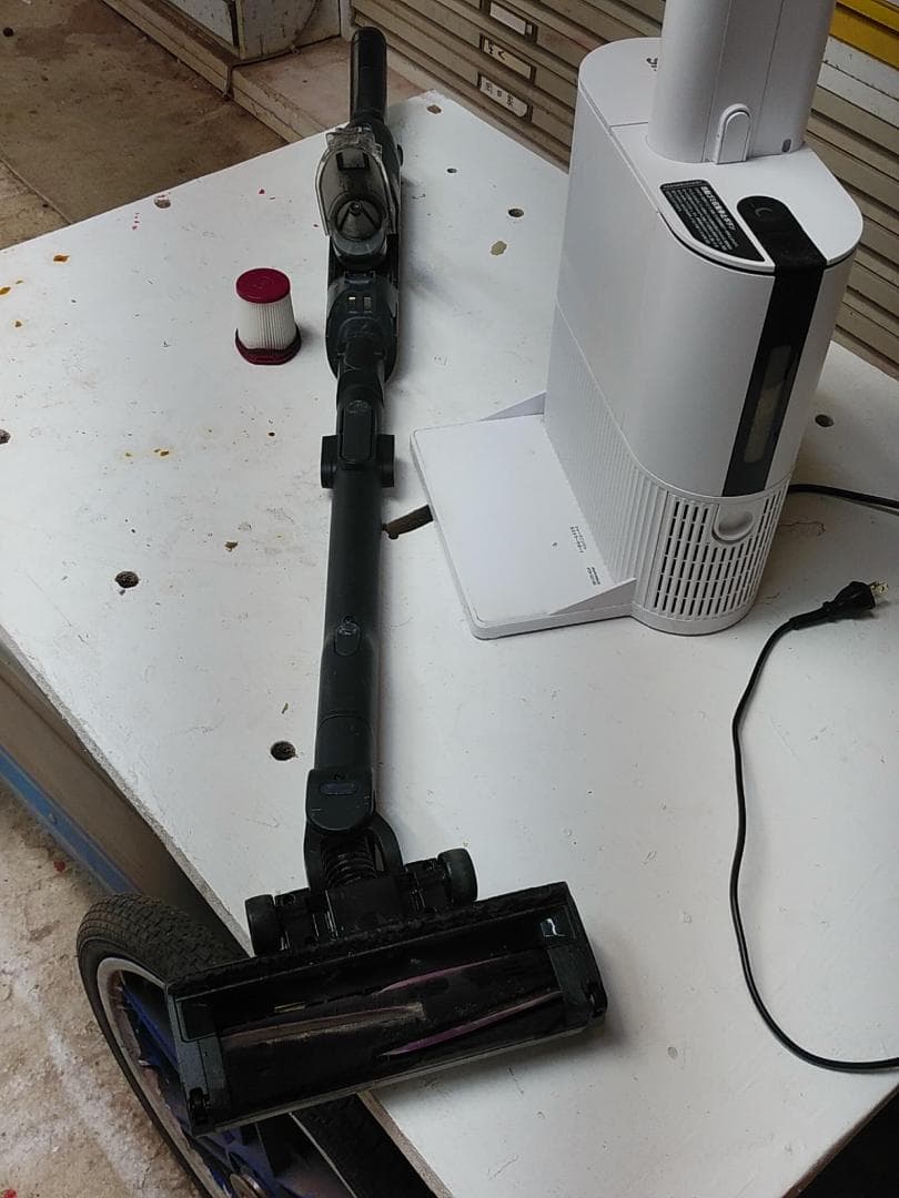 Shark スティック 掃除機　コードレス　LC551JBK