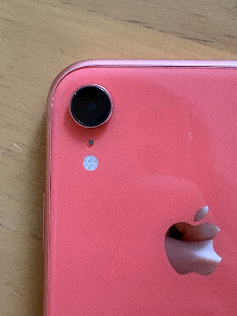 iPhone XR コーラル